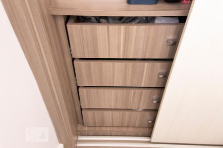 Apartamento para alugar com 48m², 2 quartos e 1 vaga Apartamento para alugar com 48m², 2 quartos e 1 vagaDetalhe do Armário - Quarto 2