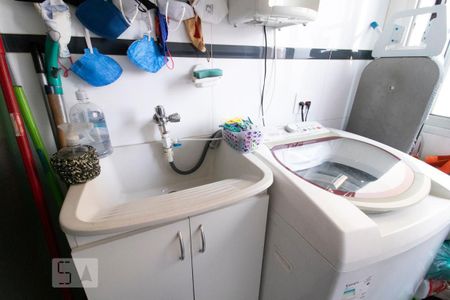 Apartamento para alugar com 48m², 2 quartos e 1 vaga Apartamento para alugar com 48m², 2 quartos e 1 vagaLavanderia