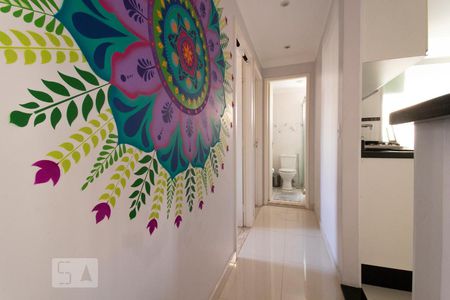 Corredor dos Quartos de apartamento para alugar com 2 quartos, 48m² em Vila Siqueira (zona Norte), São Paulo