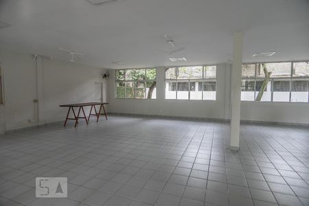 Apartamento à venda com 47m², 2 quartos e 1 vagaÁrea comum - Salão de festas