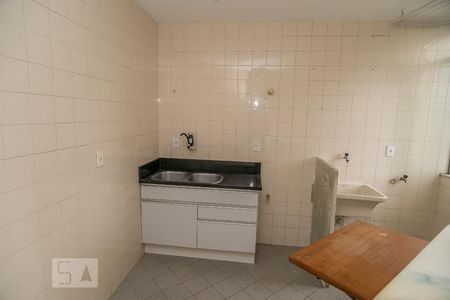 Apartamento à venda com 47m², 2 quartos e 1 vagaCozinha e Área de Serviço