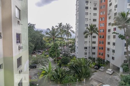 Vista da Sala de apartamento para alugar com 2 quartos, 47m² em Anil, Rio de Janeiro