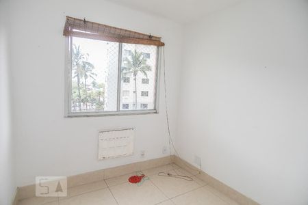 Quarto 2 de apartamento para alugar com 2 quartos, 47m² em Anil, Rio de Janeiro