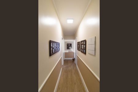 Casa à venda com 210m², 4 quartos e 3 vagasCorredor