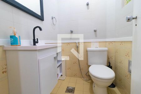 Casa à venda com 210m², 4 quartos e 3 vagasLavabo da Suíte 01