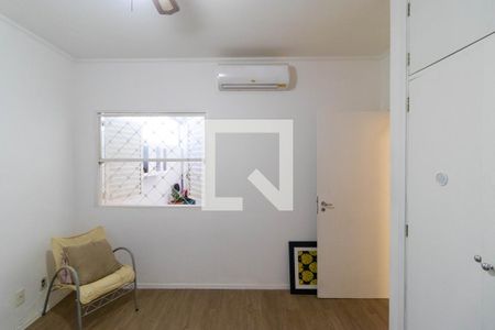 Casa à venda com 210m², 4 quartos e 3 vagasQuarto 01