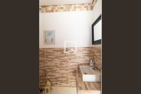 Casa à venda com 210m², 4 quartos e 3 vagasLavabo