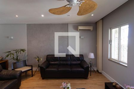 Sala de Estar de casa à venda com 4 quartos, 210m² em Jardim Guarani, Campinas