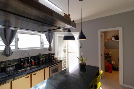 Casa à venda com 210m², 4 quartos e 3 vagasCozinha