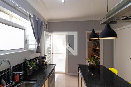 Casa à venda com 210m², 4 quartos e 3 vagasCozinha