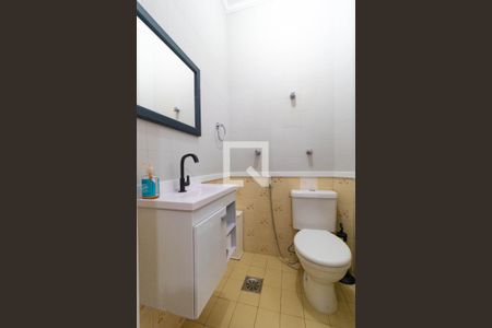 Casa à venda com 210m², 4 quartos e 3 vagasLavabo da Suíte 01