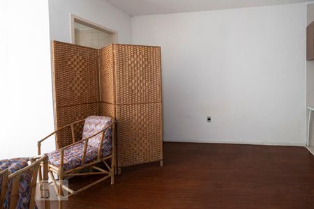 Studio à venda com 43m², 1 quarto e 1 vagaSala e Quarto