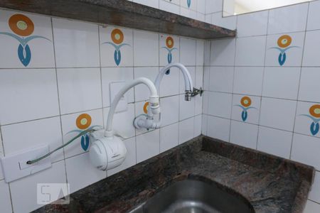 Casa à venda com 250m², 4 quartos e 2 vagas Casa à venda com 250m², 4 quartos e 2 vagasCozinha