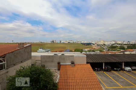 Casa à venda com 250m², 4 quartos e 2 vagas Casa à venda com 250m², 4 quartos e 2 vagasVista