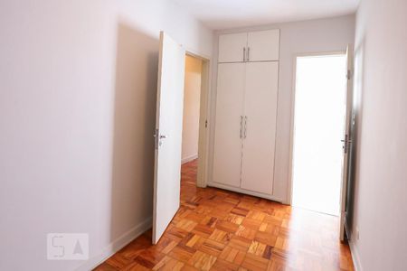 Casa à venda com 250m², 4 quartos e 2 vagas Casa à venda com 250m², 4 quartos e 2 vagasQuarto 1