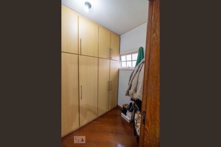 Casa à venda com 475m², 3 quartos e 6 vagasSuite Master