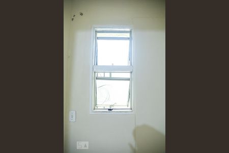 Quarto 1 - detalhe da janela de apartamento para alugar com 2 quartos, 50m² em Eldorado, Contagem