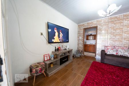 Sala de Estar de casa à venda com 2 quartos, 140m² em Vicentina, São Leopoldo
