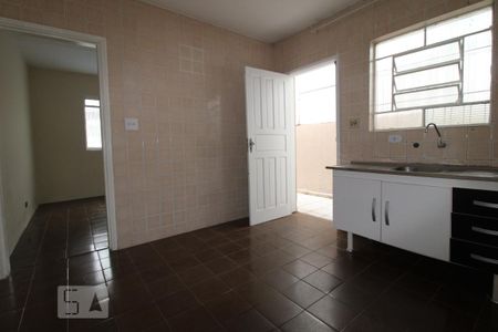 Casa para alugar com 120m², 2 quartos e 1 vagaCozinha