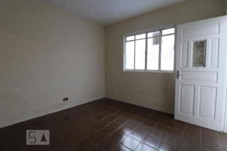 Sala de casa para alugar com 2 quartos, 120m² em Jardim das Flores, São Paulo
