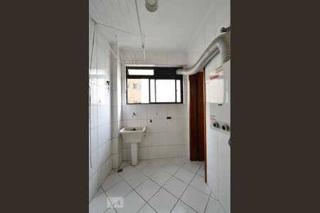 Apartamento para alugar com 108m², 3 quartos e 1 vagaÁrea de Serviço