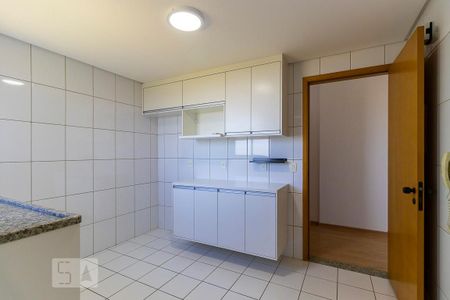 Apartamento para alugar com 86m², 3 quartos e 2 vagas Apartamento para alugar com 86m², 3 quartos e 2 vagasCozinha