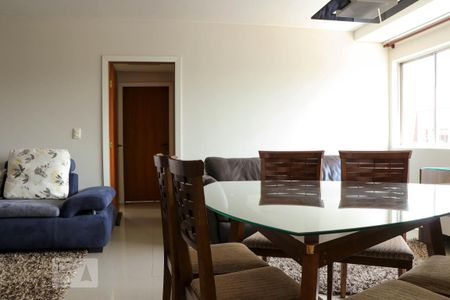 Sala de apartamento à venda com 2 quartos, 75m² em Centro, Curitiba