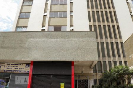 Fachada de apartamento à venda com 2 quartos, 75m² em Centro, Curitiba