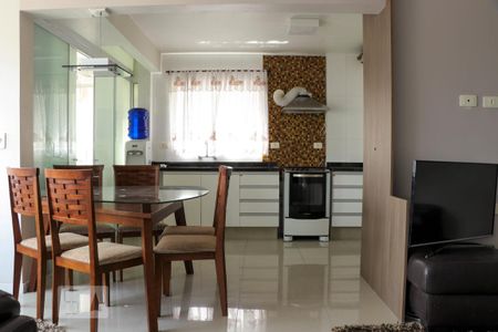 Apartamento à venda com 75m², 2 quartos e 1 vaga Apartamento à venda com 75m², 2 quartos e 1 vagaCozinha