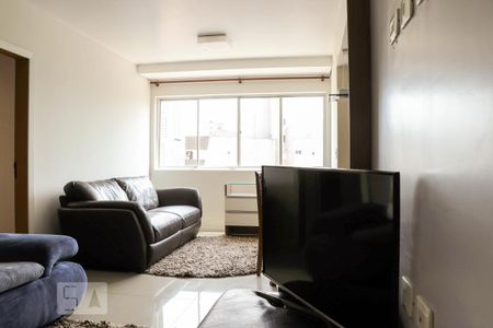 Sala de apartamento à venda com 2 quartos, 75m² em Centro, Curitiba