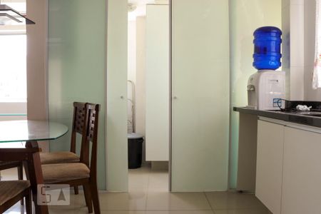 Apartamento à venda com 75m², 2 quartos e 1 vaga Apartamento à venda com 75m², 2 quartos e 1 vagaCozinha