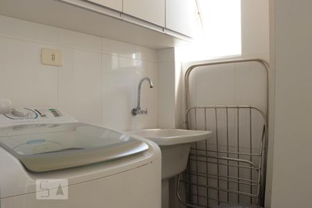 Apartamento à venda com 75m², 2 quartos e 1 vaga Apartamento à venda com 75m², 2 quartos e 1 vagaÁrea de serviço