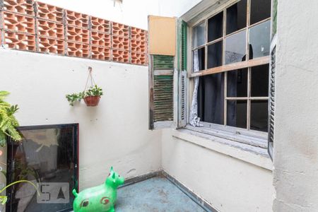 Casa à venda com 150m², 3 quartos e 1 vaga Casa à venda com 150m², 3 quartos e 1 vagaJardim de Inverno