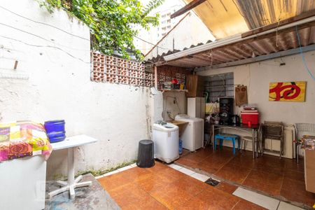 Casa à venda com 150m², 3 quartos e 1 vaga Casa à venda com 150m², 3 quartos e 1 vagaQuintal dos Fundos