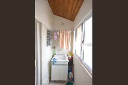 Casa à venda com 120m², 3 quartos e sem vagaÁrea de serviço 