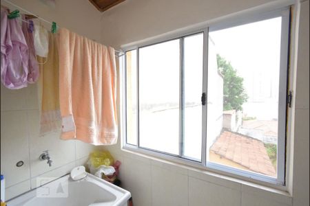 Casa à venda com 120m², 3 quartos e sem vagaÁrea de serviço 