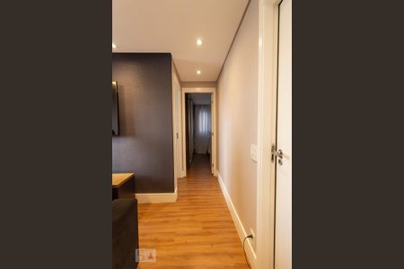 Apartamento para alugar com 65m², 2 quartos e 1 vagaCorredor