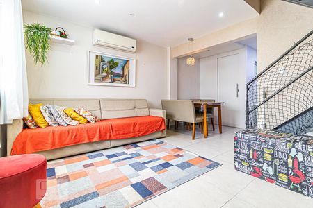 Sala de casa à venda com 3 quartos, 100m² em Curicica, Rio de Janeiro