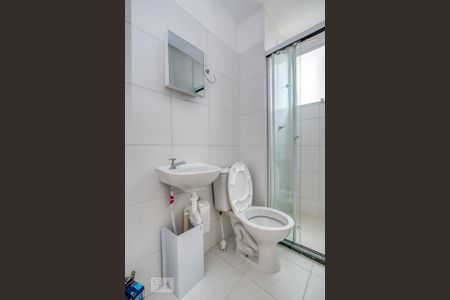 Apartamento à venda com 43m², 2 quartos e sem vaga Apartamento à venda com 43m², 2 quartos e sem vagaBanheiro