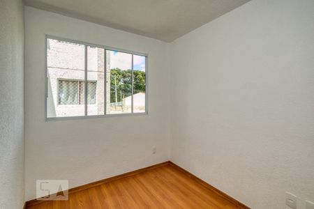 Quarto 2 de apartamento à venda com 2 quartos, 43m² em Santa Cândida, Curitiba