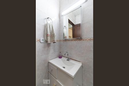 Casa à venda com 170m², 3 quartos e 2 vagasBanheiro da Edícula