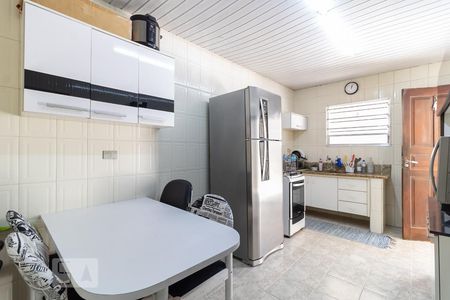 Casa à venda com 170m², 3 quartos e 2 vagasCozinha da Edícula