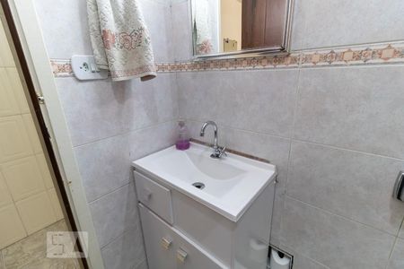 Casa à venda com 170m², 3 quartos e 2 vagasBanheiro da Edícula