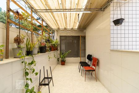 Casa à venda com 170m², 3 quartos e 2 vagasLavanderia