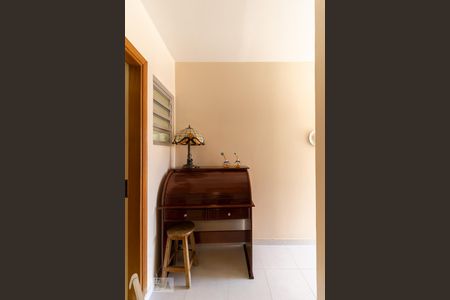 Casa à venda com 170m², 3 quartos e 2 vagasCorredor