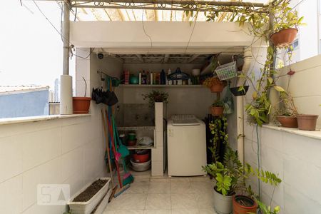 Casa à venda com 170m², 3 quartos e 2 vagasLavanderia