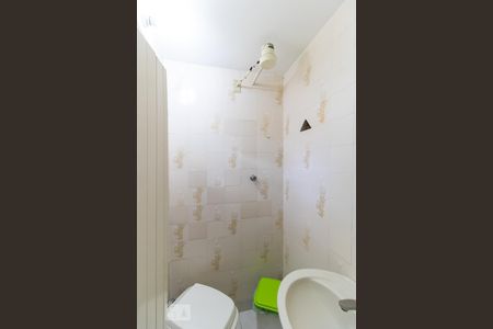 Casa à venda com 170m², 3 quartos e 2 vagasBanheiro da Garagem