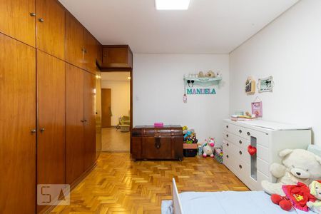 Casa à venda com 170m², 3 quartos e 2 vagasQuarto 2