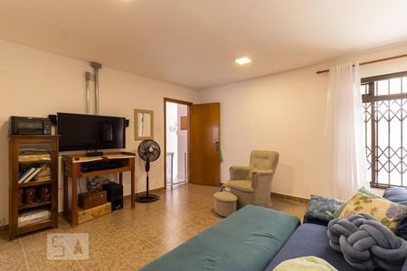 Sala de casa à venda com 3 quartos, 170m² em Vila Gumercindo, São Paulo