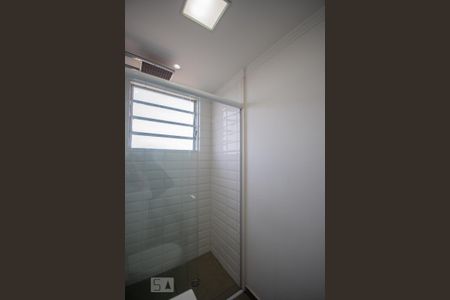 Apartamento para alugar com 46m², 2 quartos e 1 vaga Apartamento para alugar com 46m², 2 quartos e 1 vagaBanheiro